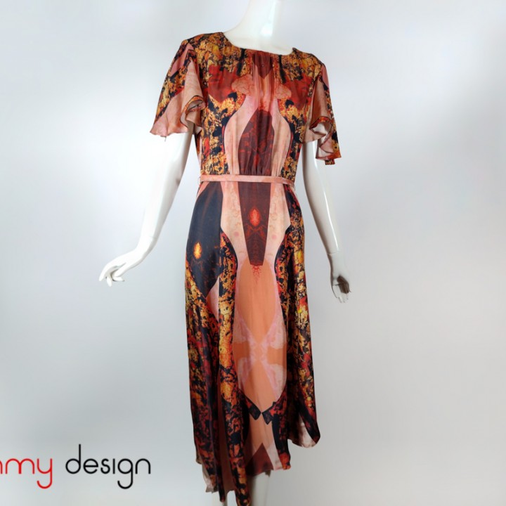 Silk dress with egg-inlaid lacquer pattern